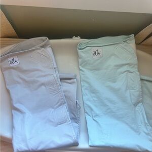 Ollie swaddle set of 2
